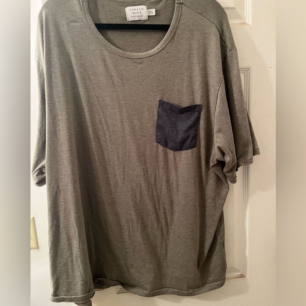 XXL Thread Wave Olive Green Short Sleeve Tee with Dark Grey Pocket